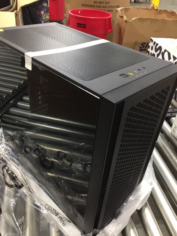 Photo 4 of CORSAIR 4000D AIRFLOW TMP GLSS