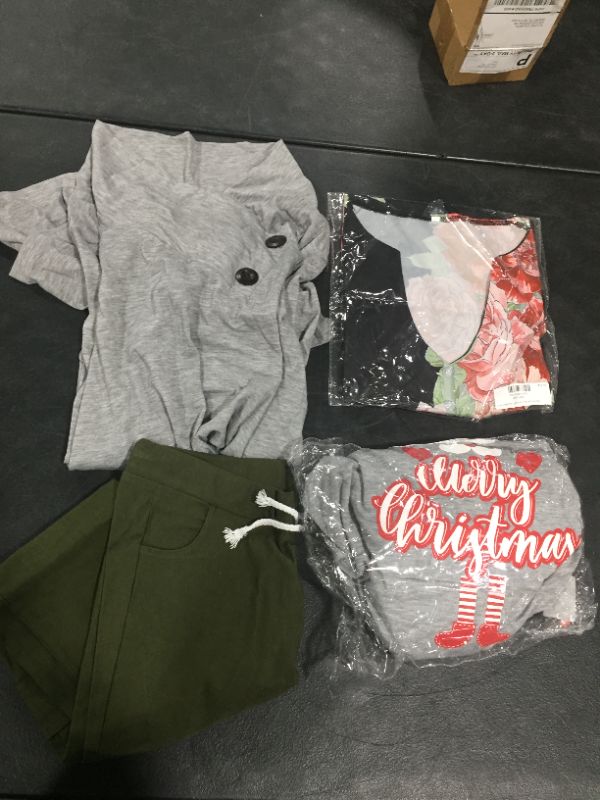 Photo 1 of women's bundle of clothing