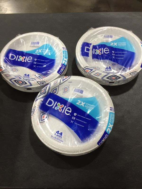 Photo 2 of (3 pack) Dixie everyday disposalble paper plates