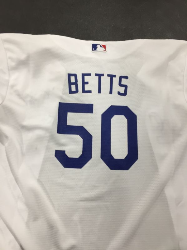 Photo 3 of mlb dodger jersey "betts #50"