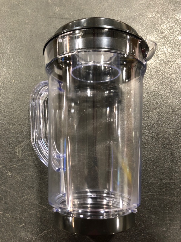 Photo 2 of CLEAR PLASTIC BEVERAGE PITCHER. 1.1L.