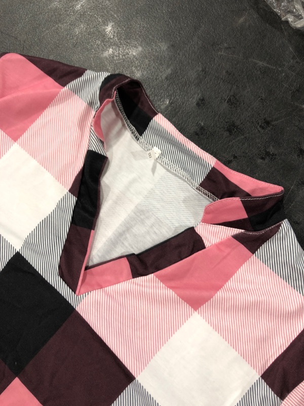 Photo 1 of WOMEN'S LONG SLEEVE TOP, PINK/WHITE/BLACK, SIZE 5XL.