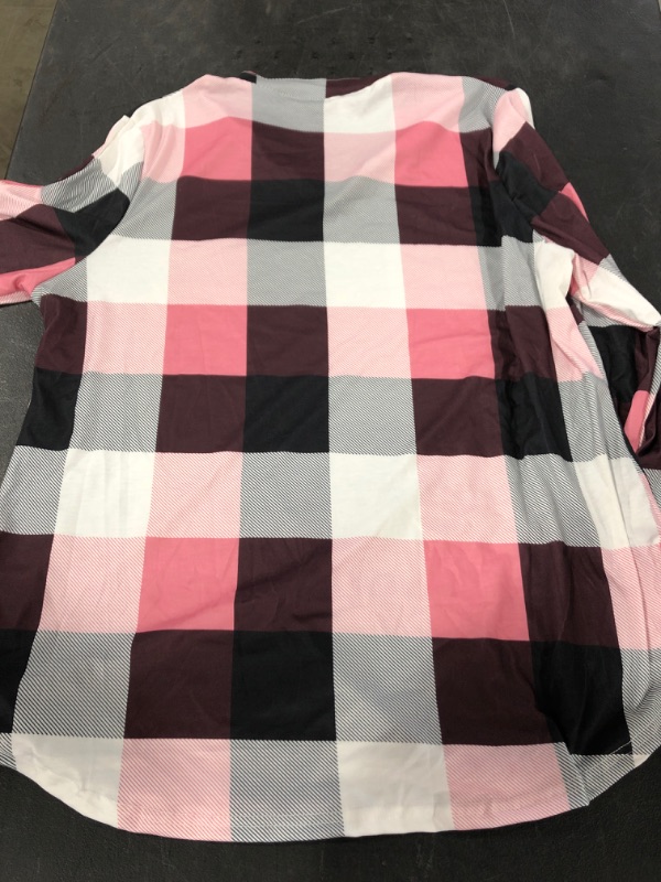 Photo 4 of WOMEN'S LONG SLEEVE TOP, PINK/WHITE/BLACK, SIZE 5XL.