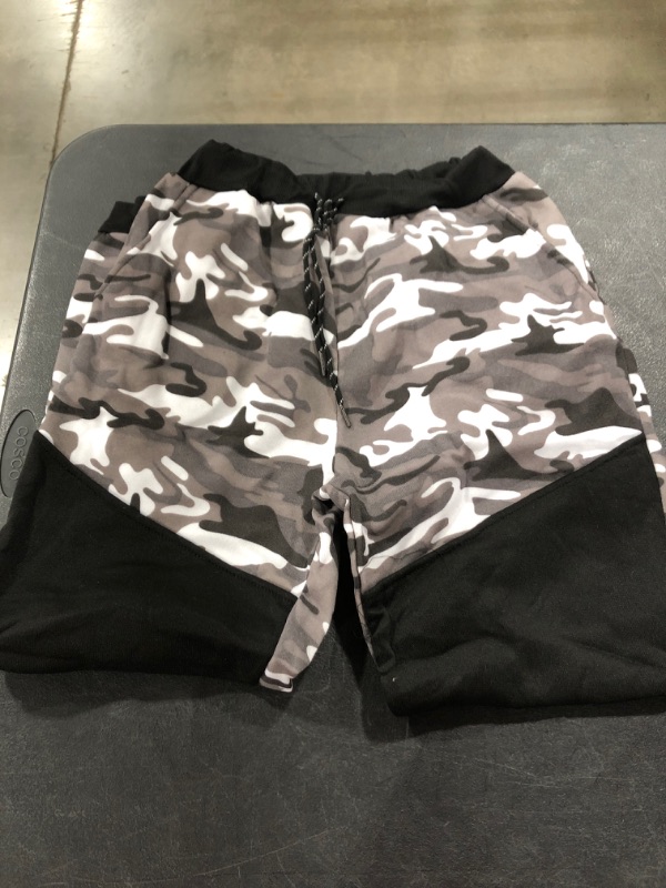 Photo 2 of UNISEX CAMO SWEATSUIT, BLACK/WHITE/GREY, SIZE XL.