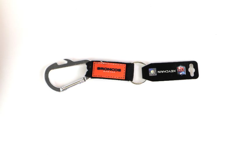 Photo 1 of DENVER BRONCO KEY CHAIN WITH C CILIP NEW $ 12.49