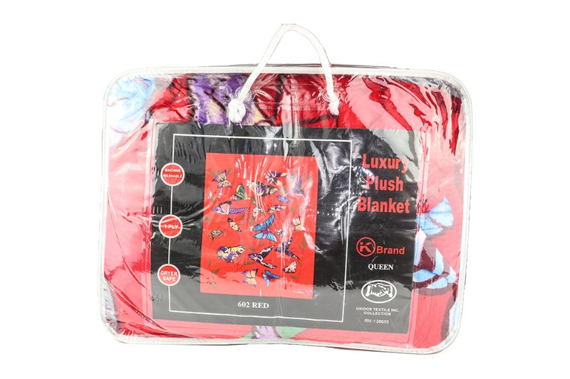 Photo 1 of BUTTERFLY QUEEN PLUSH BLANKET NEW $25.99