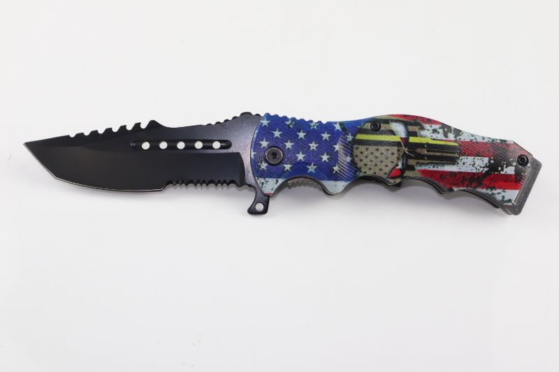 Photo 2 of  PUNISHER PRIDE POCKET KNIFE NEW 