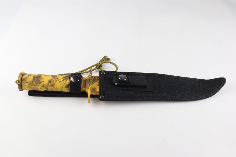 Photo 3 of YELLOW HUNTING/ SURVIVAL KNIFE NEW 