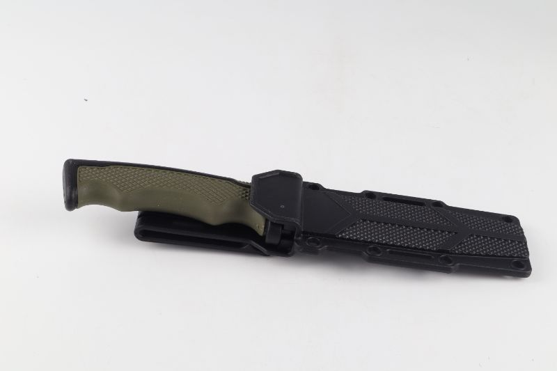 Photo 3 of TACTICAL KNIFE WITH STRAIGHT BLADE NEW 