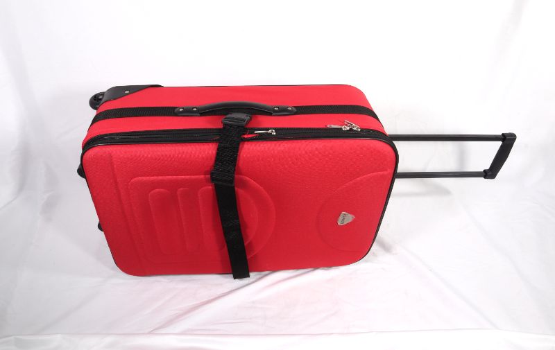 Photo 2 of HI PACK RED 24 INCH SUITCASE INLINE WHEEL EXPANDS AND A STRAP TO CLIP AROUND FRONT NEW $69.99