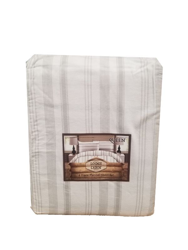 Photo 2 of LODGE CABIN 4 PIECE FLANNEL SET NEW $45