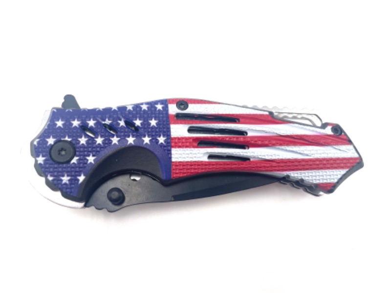 Photo 2 of AMERICAN FLAG POCKET KNIFE NEW 