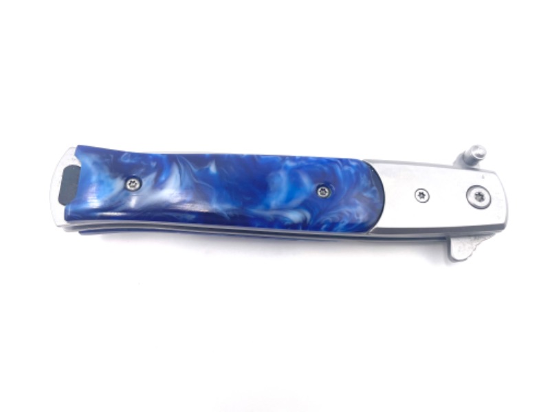 Photo 2 of BLUE SWIRL POCKET KNIFE NEW 