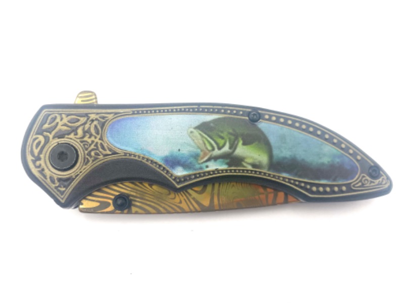 Photo 2 of GREEN FISH WITH ZEBRA DETAIL BLADE POCKET KNIFE NEW 