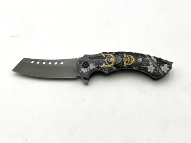 Photo 1 of FLORAL AND SKULL DESIGN POCKET KNIFE NEW