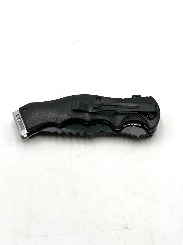 Photo 3 of BLACK CARBON FIBER STYLE PRINT DESIGN POCKET KNIFE NEW