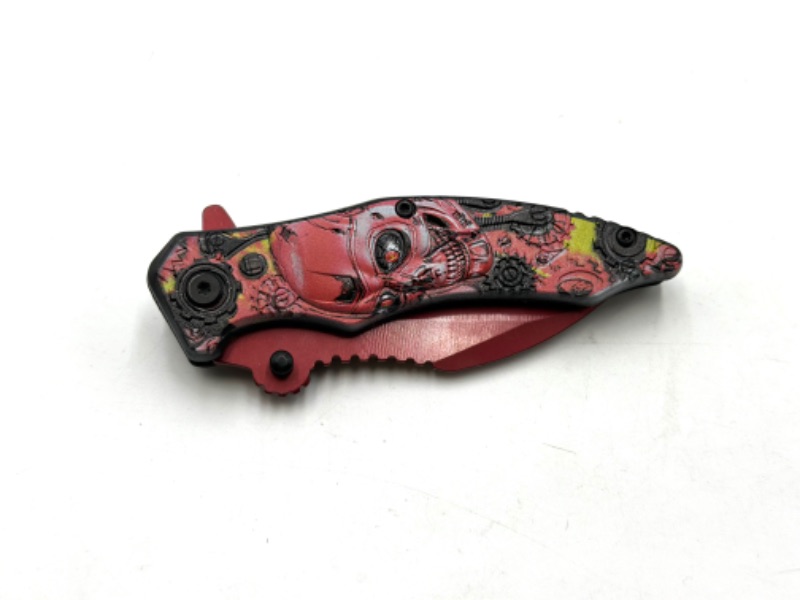 Photo 2 of RED SKULL DESIGN POCKET KNIFE NEW