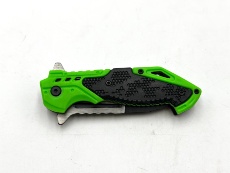 Photo 2 of GREEN DESIGN POCKET KNIFE NEW