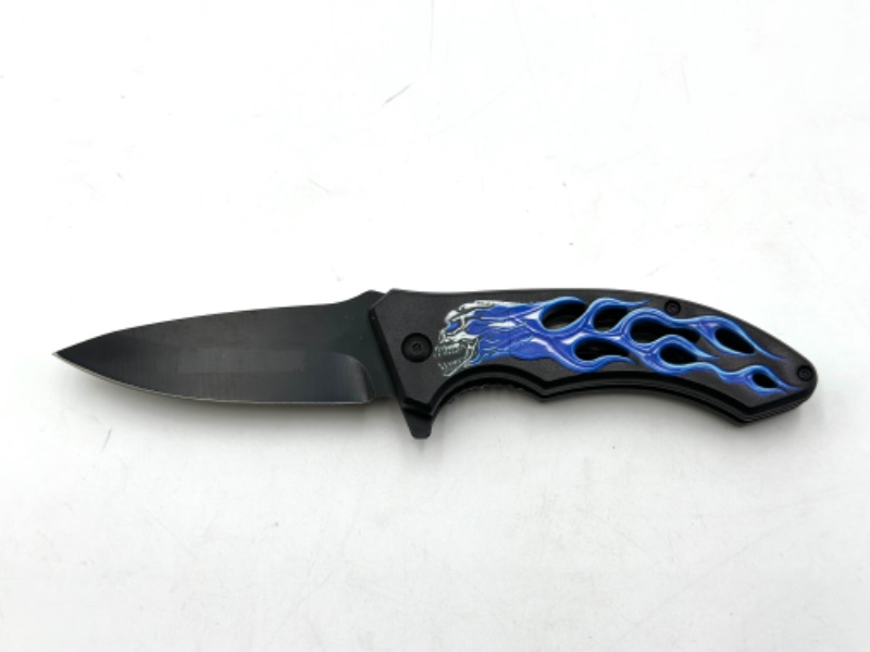 Photo 1 of BLUE SKULL FLAME DESIGN POCKET KNIFE NEW