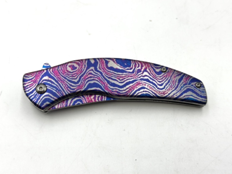 Photo 2 of PINK AND PURPLE DESIGNED POCKET KNIFE NEW