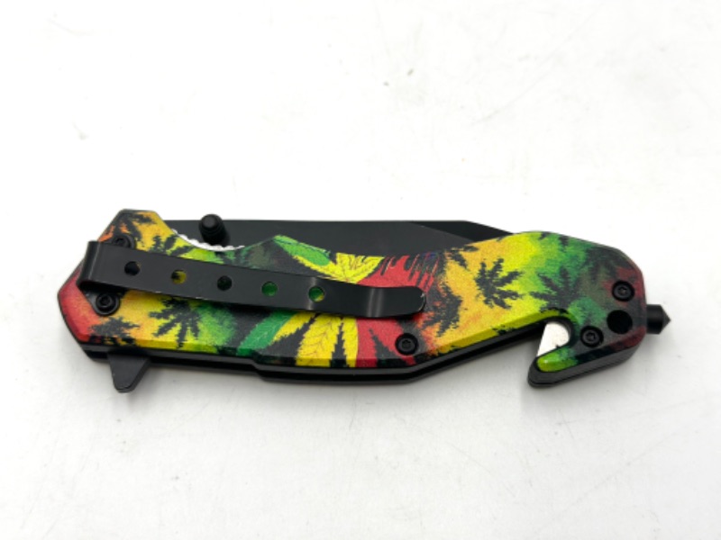 Photo 3 of HEMP FLOWER DESIGN POCKET KNIFE NEW