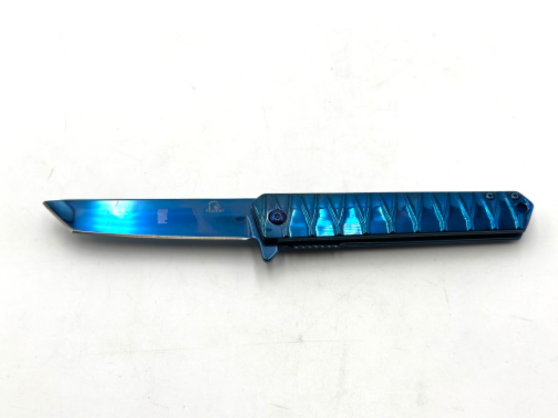 Photo 1 of BLUE DESIGNED FALCON POCKET KNIFE NEW