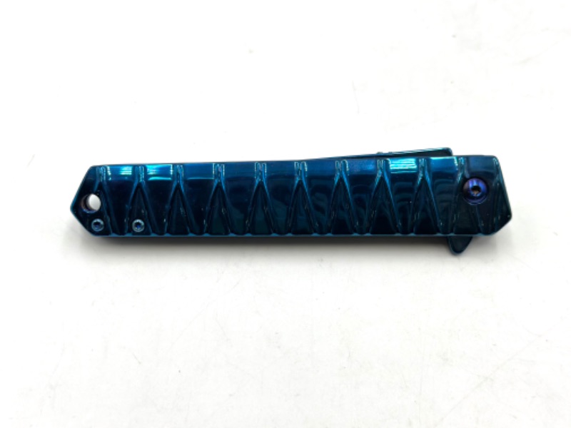 Photo 2 of BLUE DESIGNED FALCON POCKET KNIFE NEW