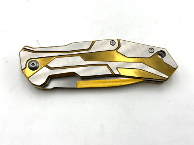 Photo 2 of GOLD AND SILVER DESIGNED FALCON POCKET KNIFE NEW