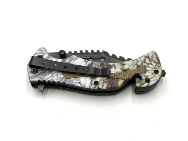 Photo 3 of MULTI PRINTED DESIGN STINGER KNIVES POCKET KNIFE WITH WINDOW BREAKER AND SEAT BELT CUTTER NEW