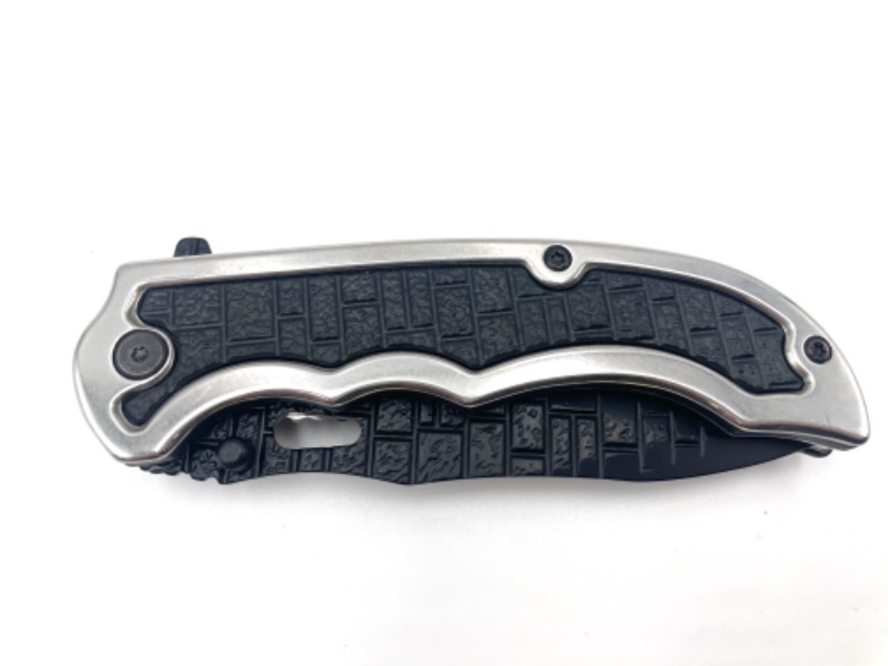 Photo 2 of BLACK SILVER 3D BRICK WALL POCKET KNIFE WITH CLIP NEW 