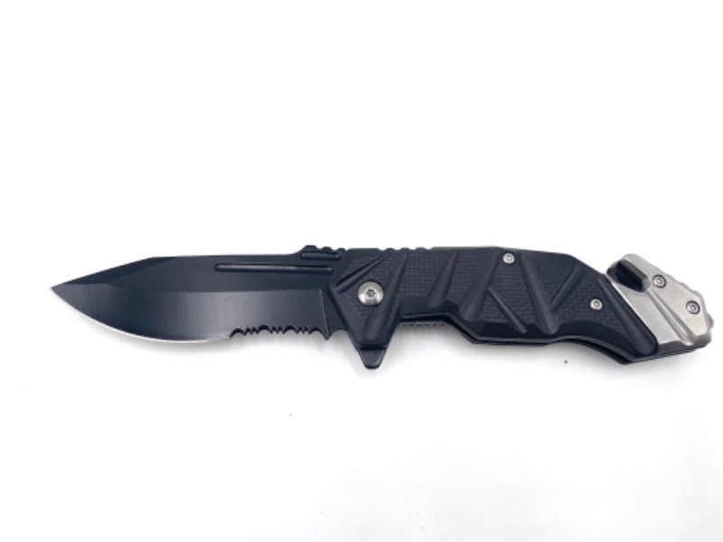 Photo 1 of BLACK WITH 3D DESIGN POCKET
KNIFE AND CLIP NEW 