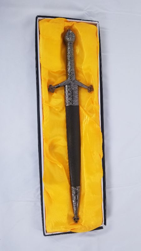 Photo 2 of DISPLAY DAGGER NEW