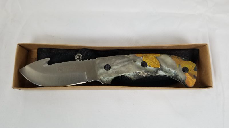 Photo 1 of 9 INCH GUTHOOK REAL TREE CAMO HUNTING KNIFE NEW