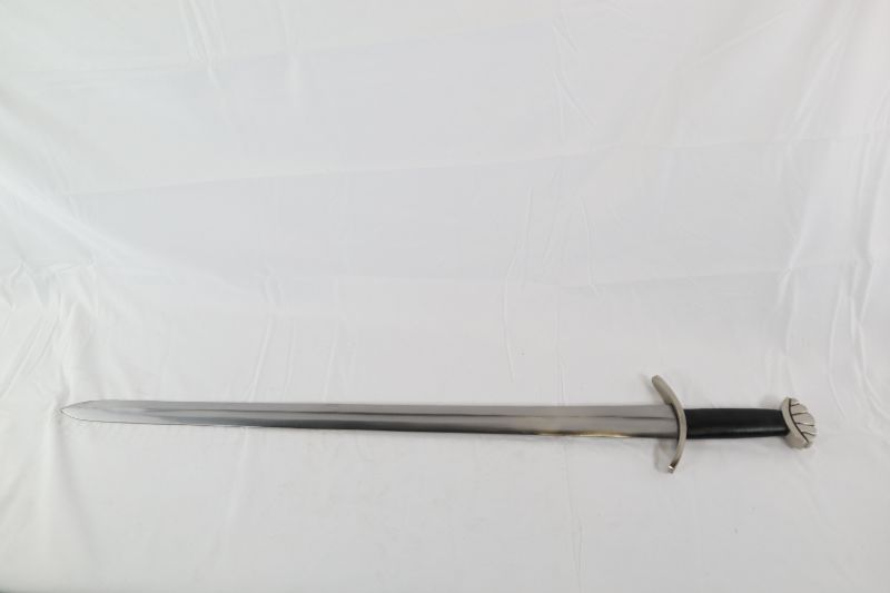 Photo 2 of 36 INCH MEDIEVAL SWORD WITH SHELL STYLE NEW