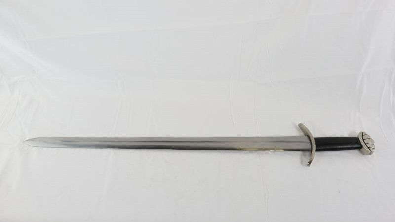 Photo 1 of 36 INCH MEDIEVAL SWORD WITH SHELL STYLE NEW