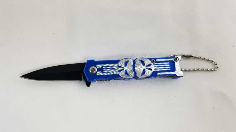 Photo 1 of BLUE SKULL KEYCHAIN MINI POCKET KNIFE NEW 