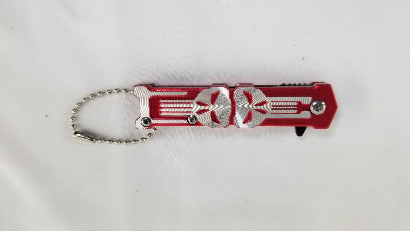 Photo 3 of RED SKULL KEYCHAIN MINI POCKET KNIFE NEW 