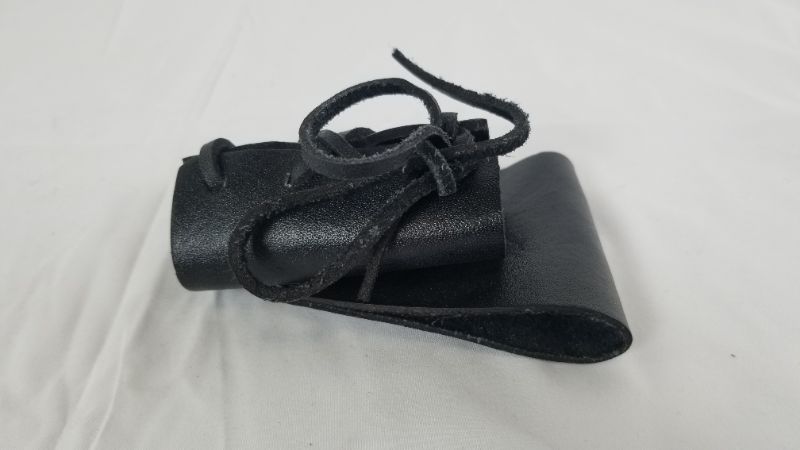 Photo 2 of FROG SIMPLE BLACK LEATHER HOLSTER NEW