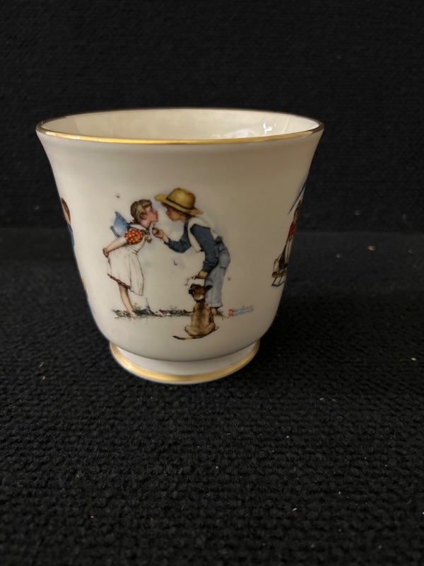 Photo 1 of Small Norman Rockwell Young Love bowl or vase 5 inches tall limited edition by Gorham 