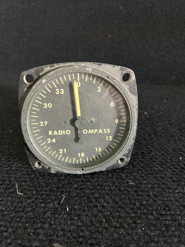 Photo 1 of Vintage aircraft Radio compass Signal Corps US Army Bendix unknown condition 