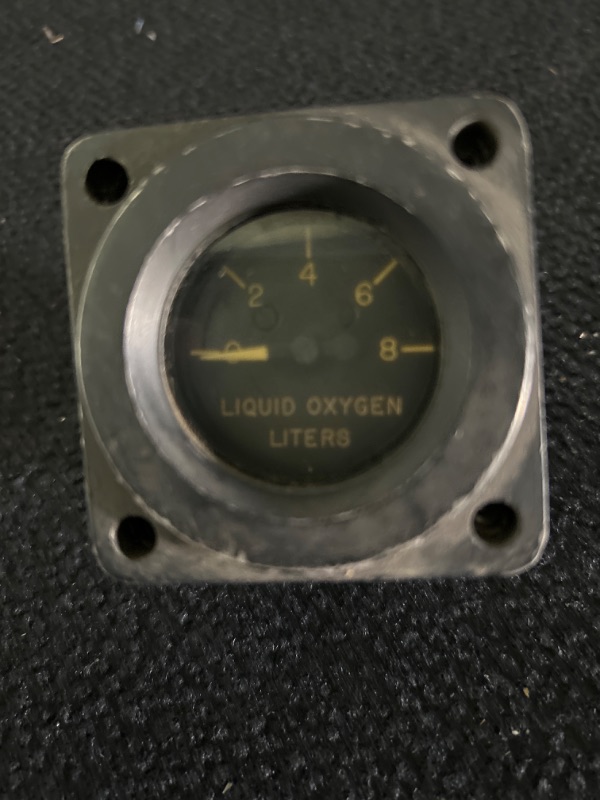 Photo 1 of Vintage airplane gauge Liquid oxygen in liters Aro corp US property 