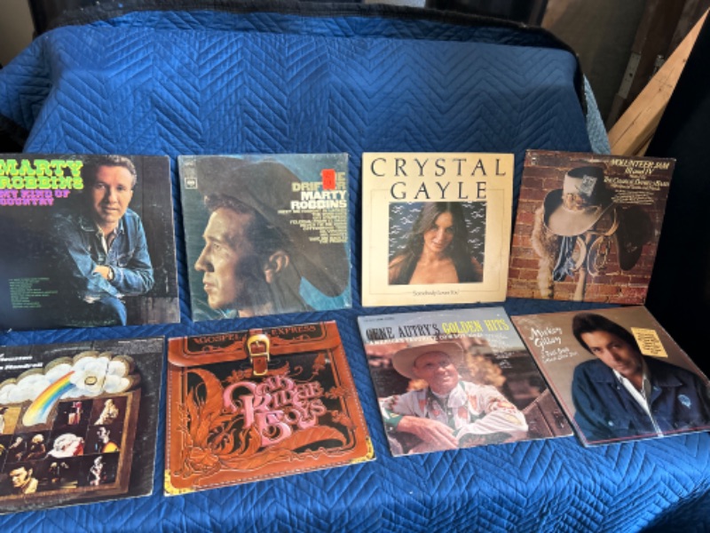 Photo 1 of 25 Country Record Albums 