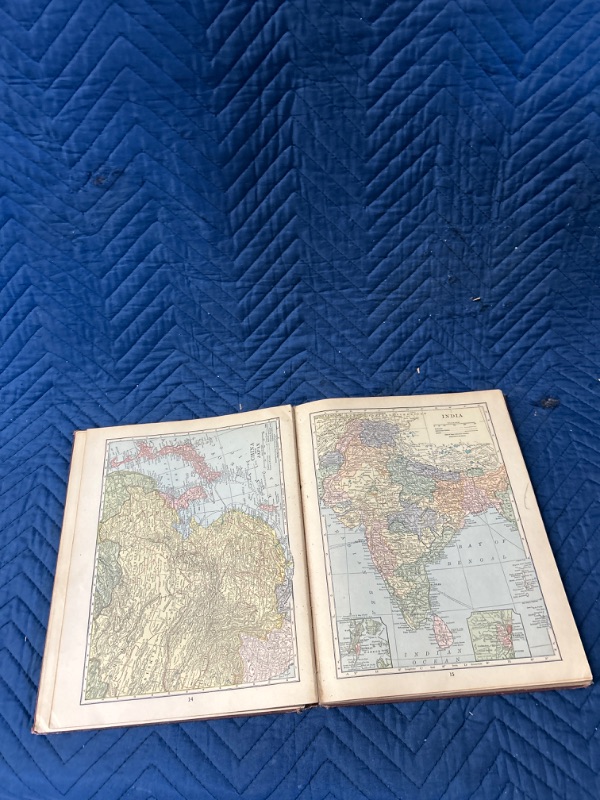 Photo 2 of 1926 New reference Atlas of the World Lots of color maps cover is loose 