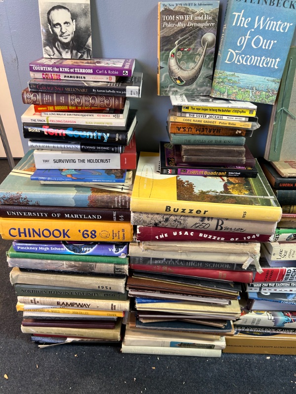 Photo 4 of Over Vintage 500 books Bring a big truck! look at  lots of pictures 