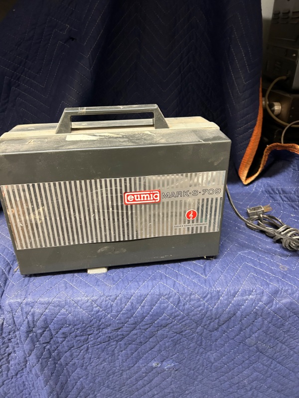 Photo 1 of Eumig Mark-5 709 projector untested dusty as found 