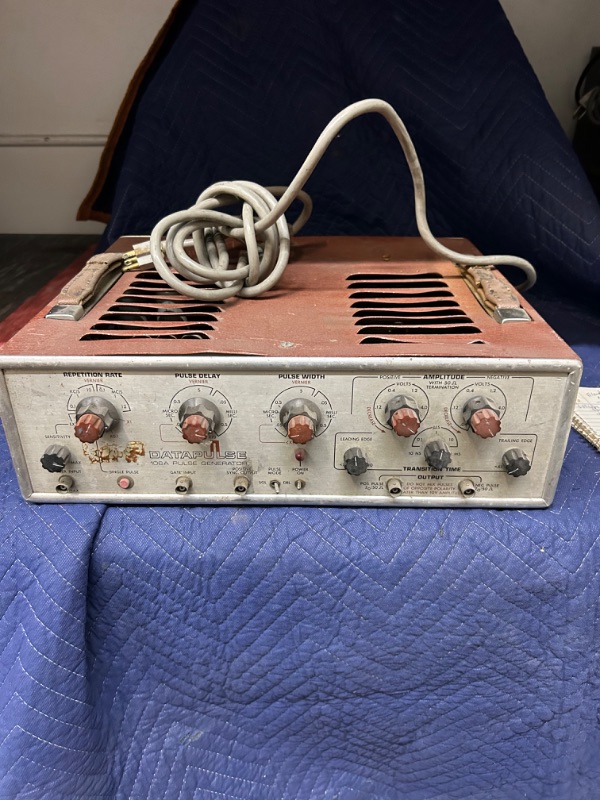 Photo 1 of Datapulse 106A Pulse generator untested dusty as found 