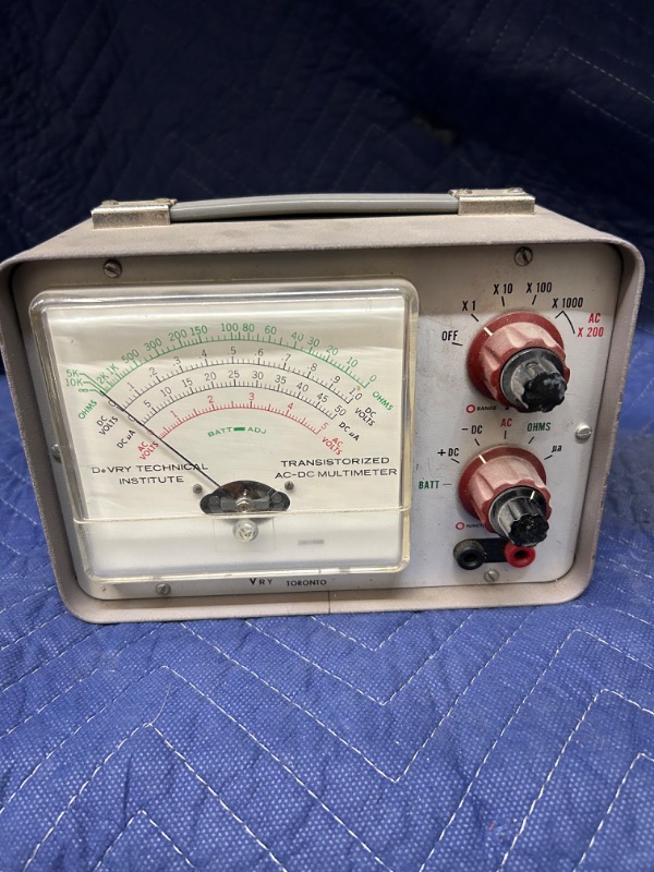 Photo 1 of DeVry multimeter untested dusty as found 