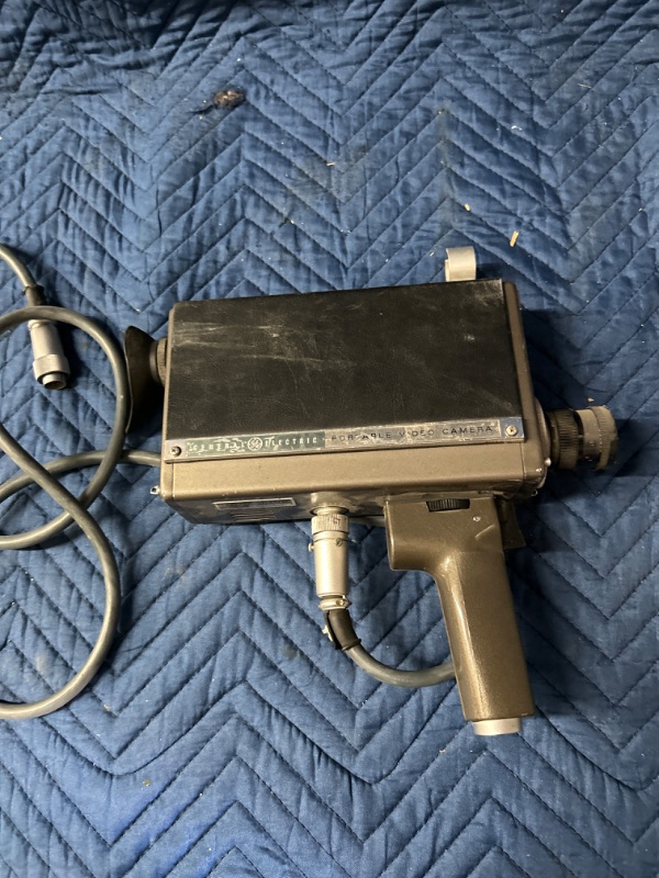 Photo 1 of Ge portable video camera PVR 140 untested dusty as found 