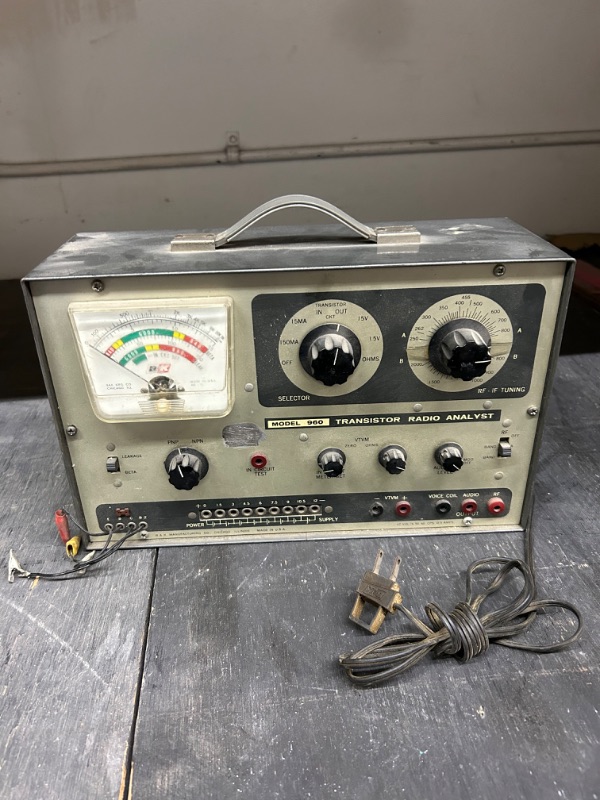 Photo 1 of B&K model 960 transistor radio analyst untested 