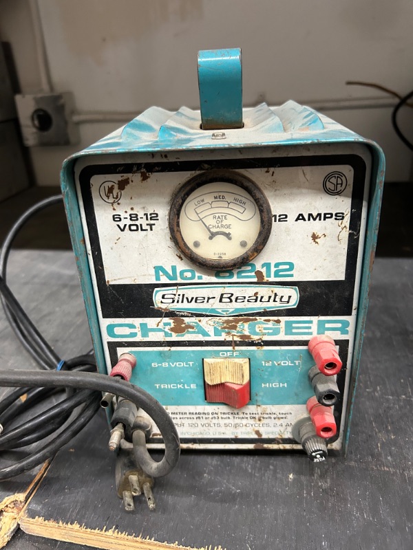 Photo 1 of Vintage Silver Beauty Battery Charger untested